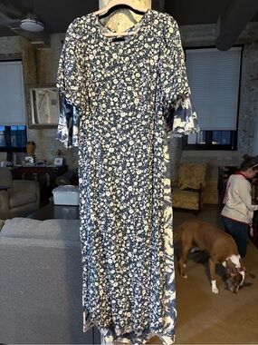 Old Navy Navy and White Floral Maxi Dress